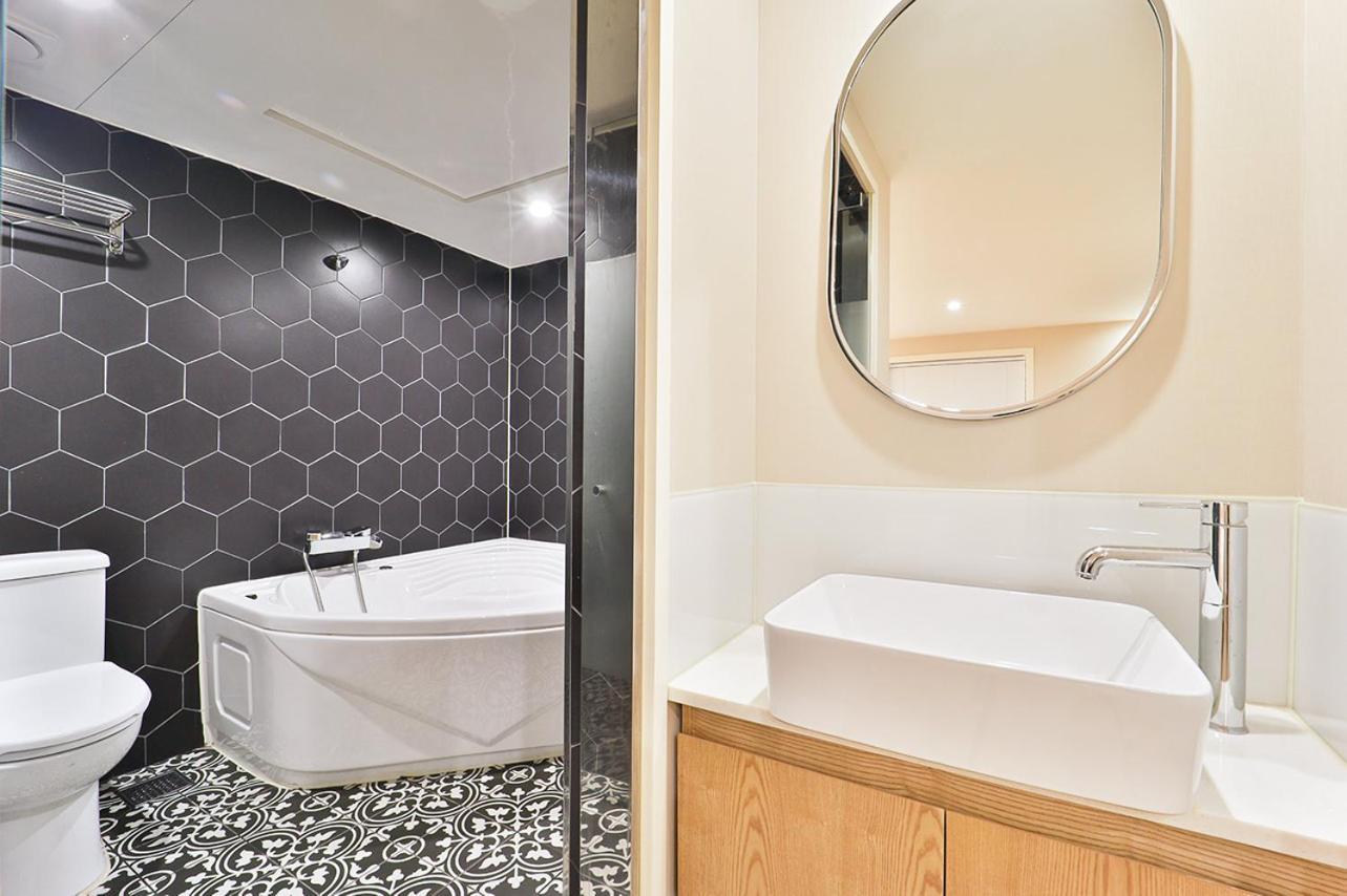 Jamsil Tomgi Hotel Seul Esterno foto