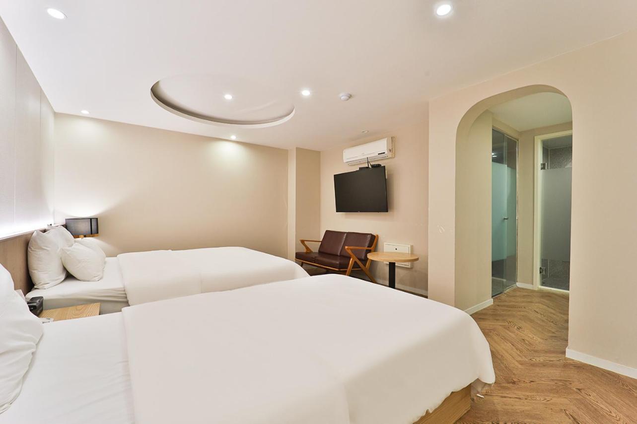 Jamsil Tomgi Hotel Seul Esterno foto