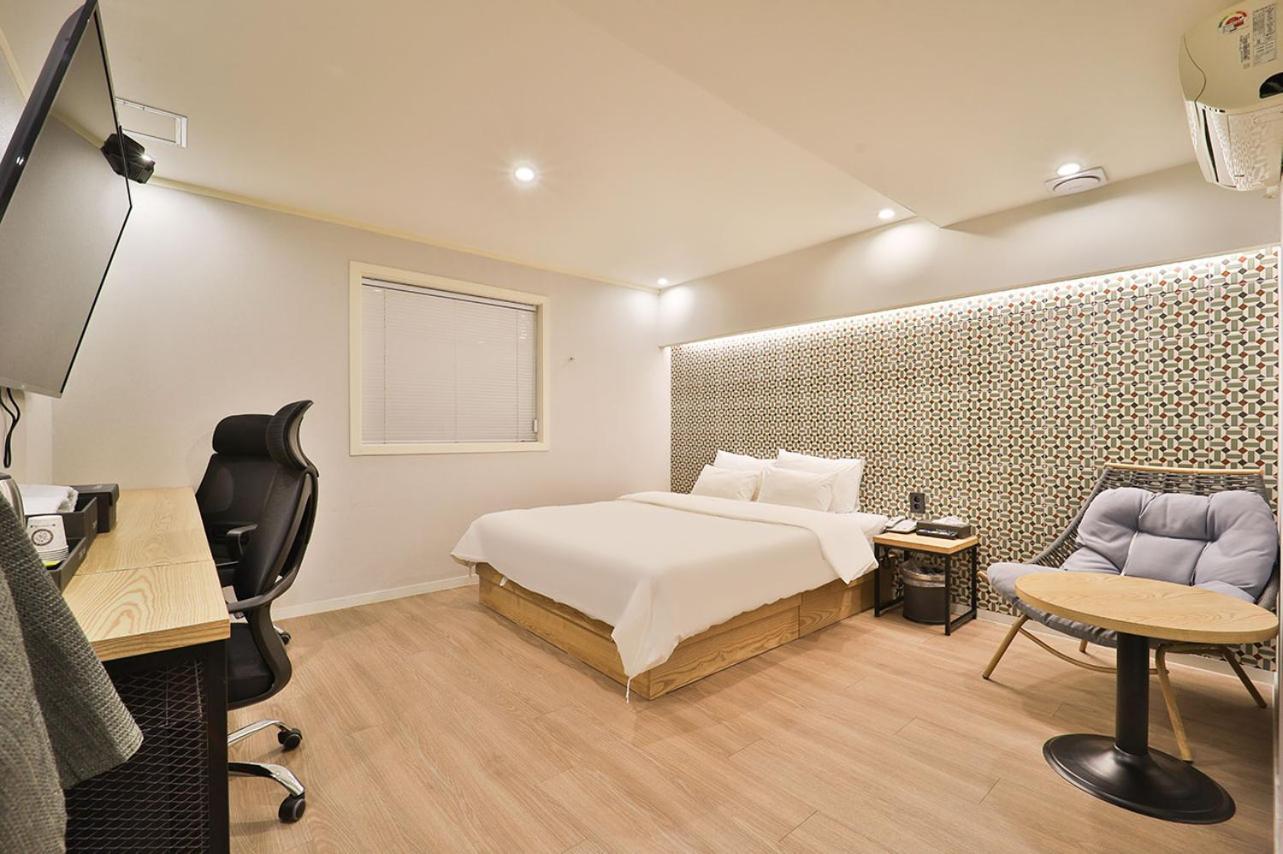 Jamsil Tomgi Hotel Seul Esterno foto